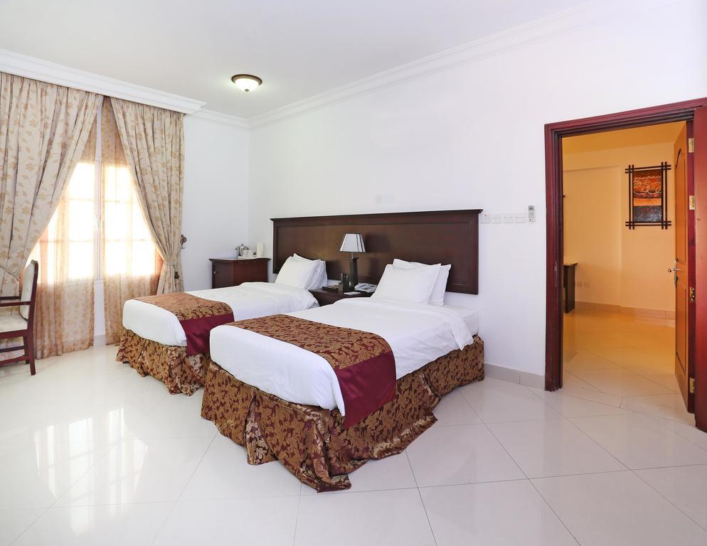 Al Maha Int Hotel Oman Mascate Extérieur photo